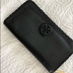 Tory Burch wallet